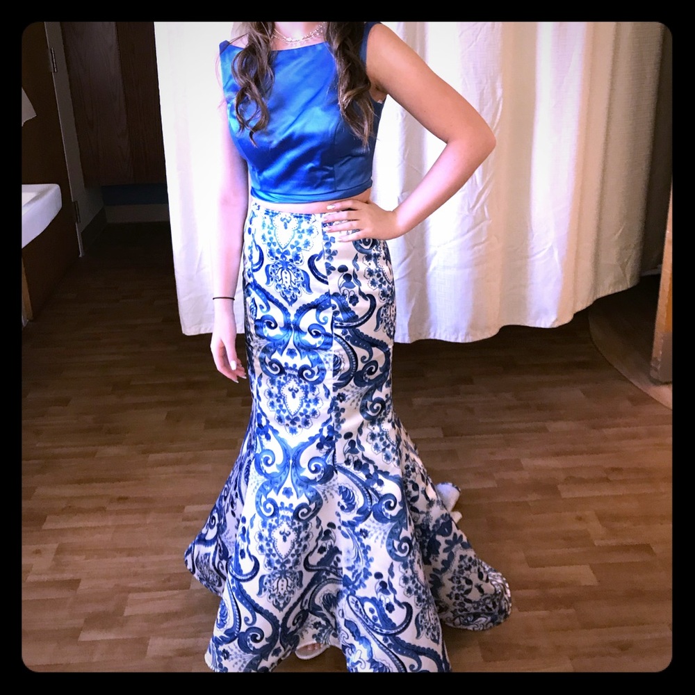 Sherri Hill Prom Dress